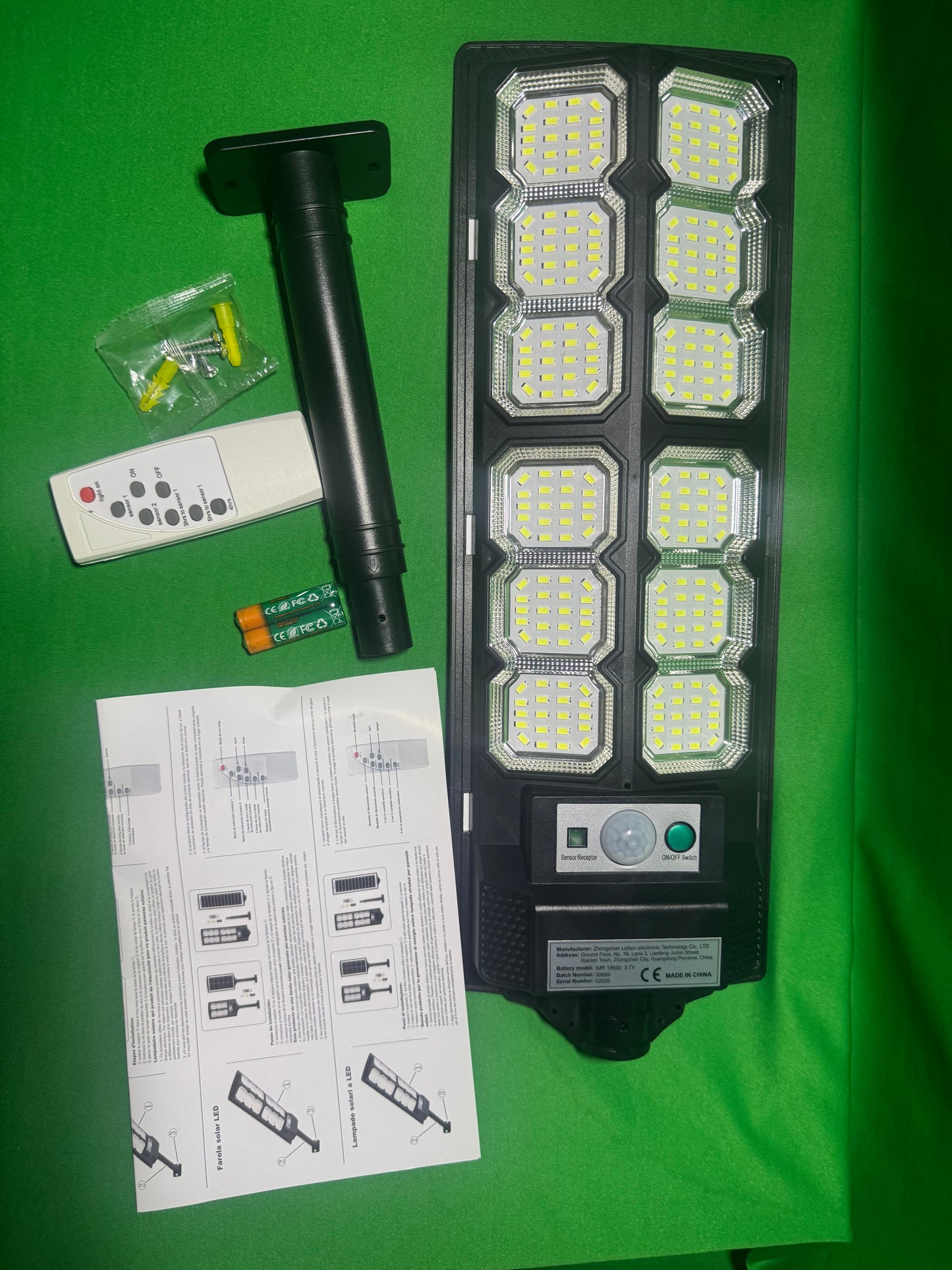 Solar LED Outdoor Street Light – Motion Sensor + Remote Control