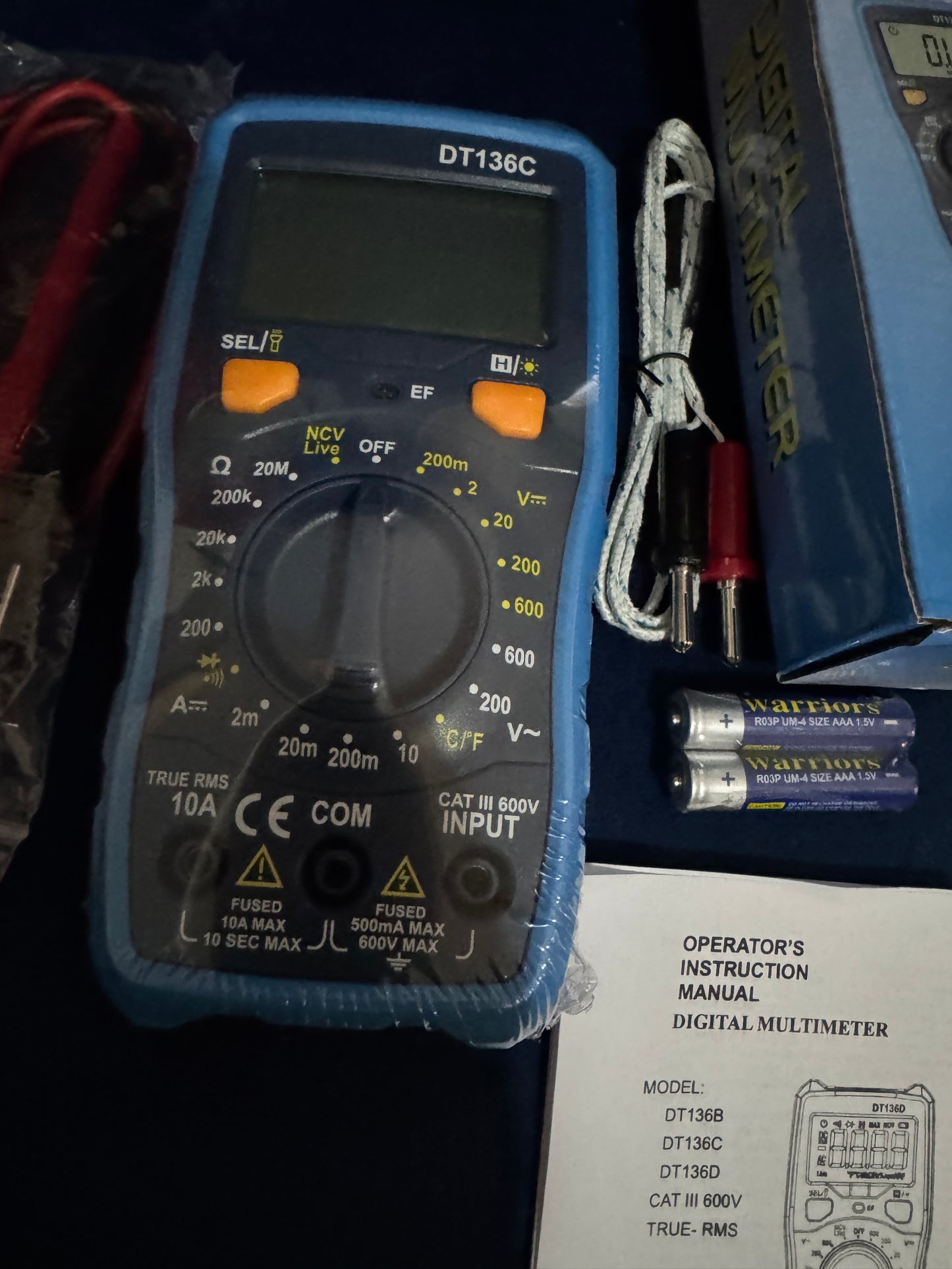 DT136C Smart Digital Multimeter – True RMS | CAT III 600V