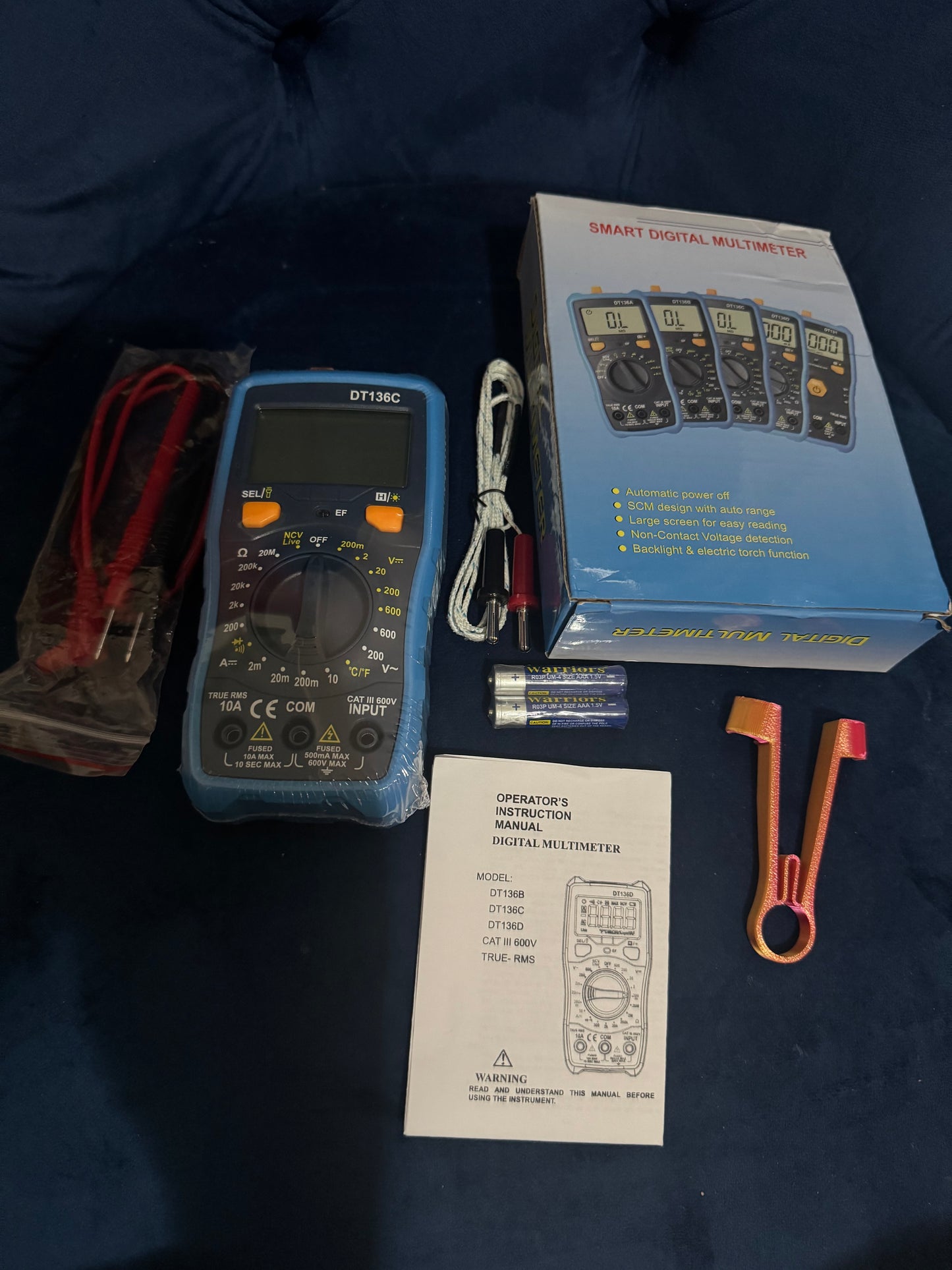 DT136C Smart Digital Multimeter – True RMS | CAT III 600V