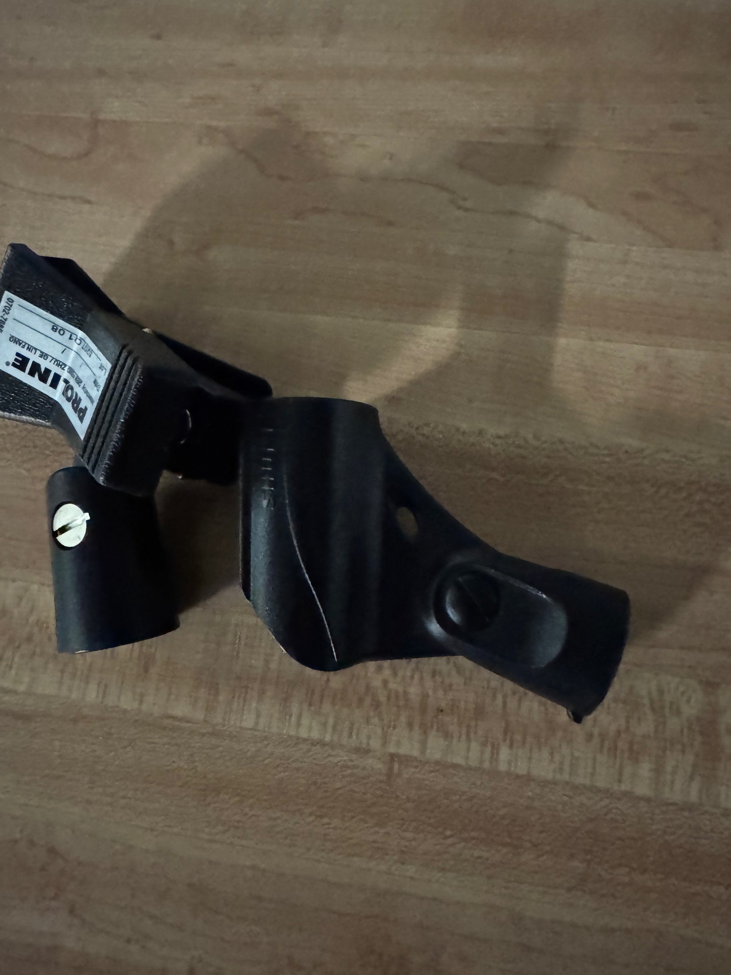 🎤 Microphone Holders / Mic Clips – Set of 2 Used