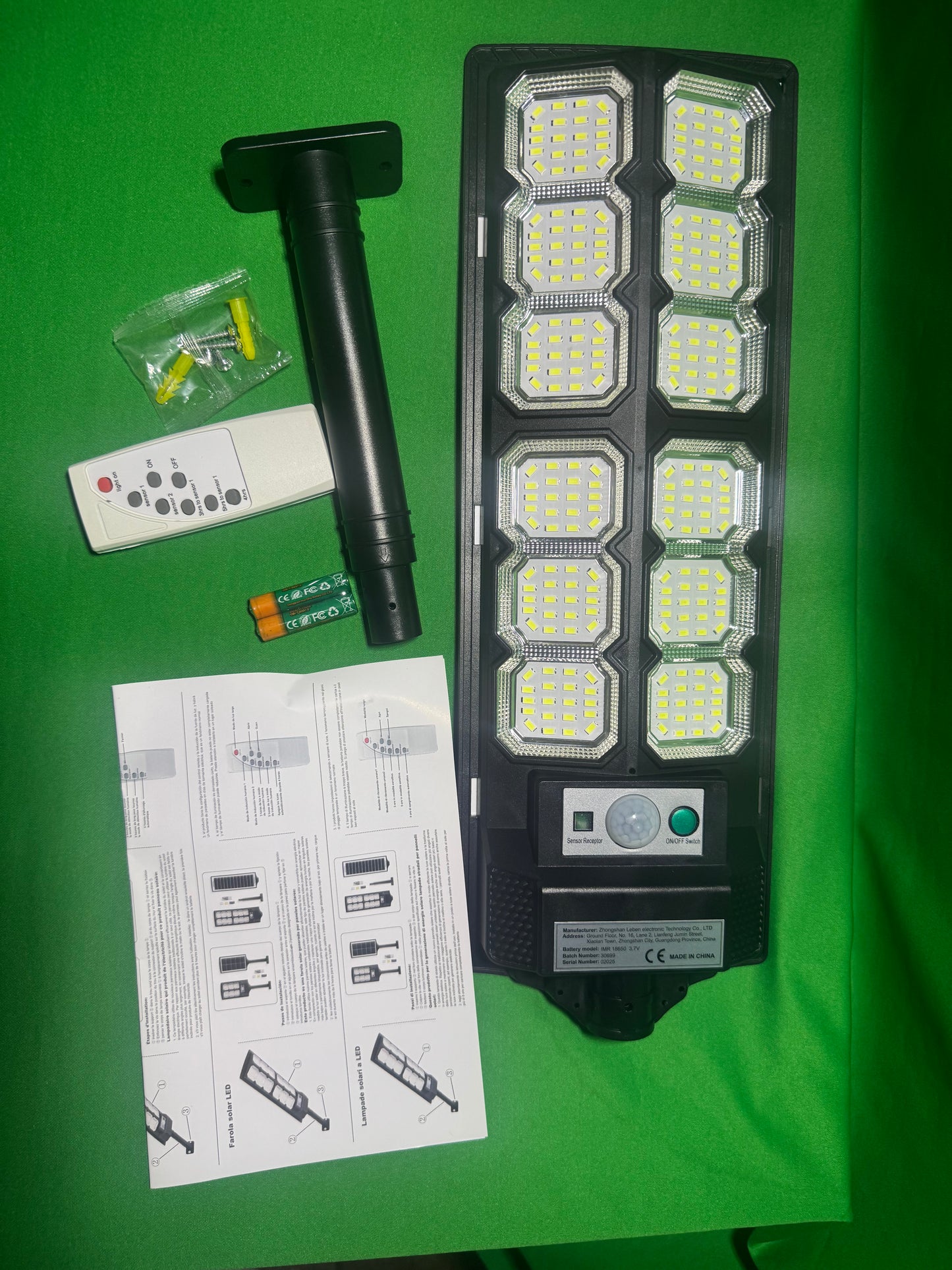 Solar LED Outdoor Street Light – Motion Sensor + Remote Control