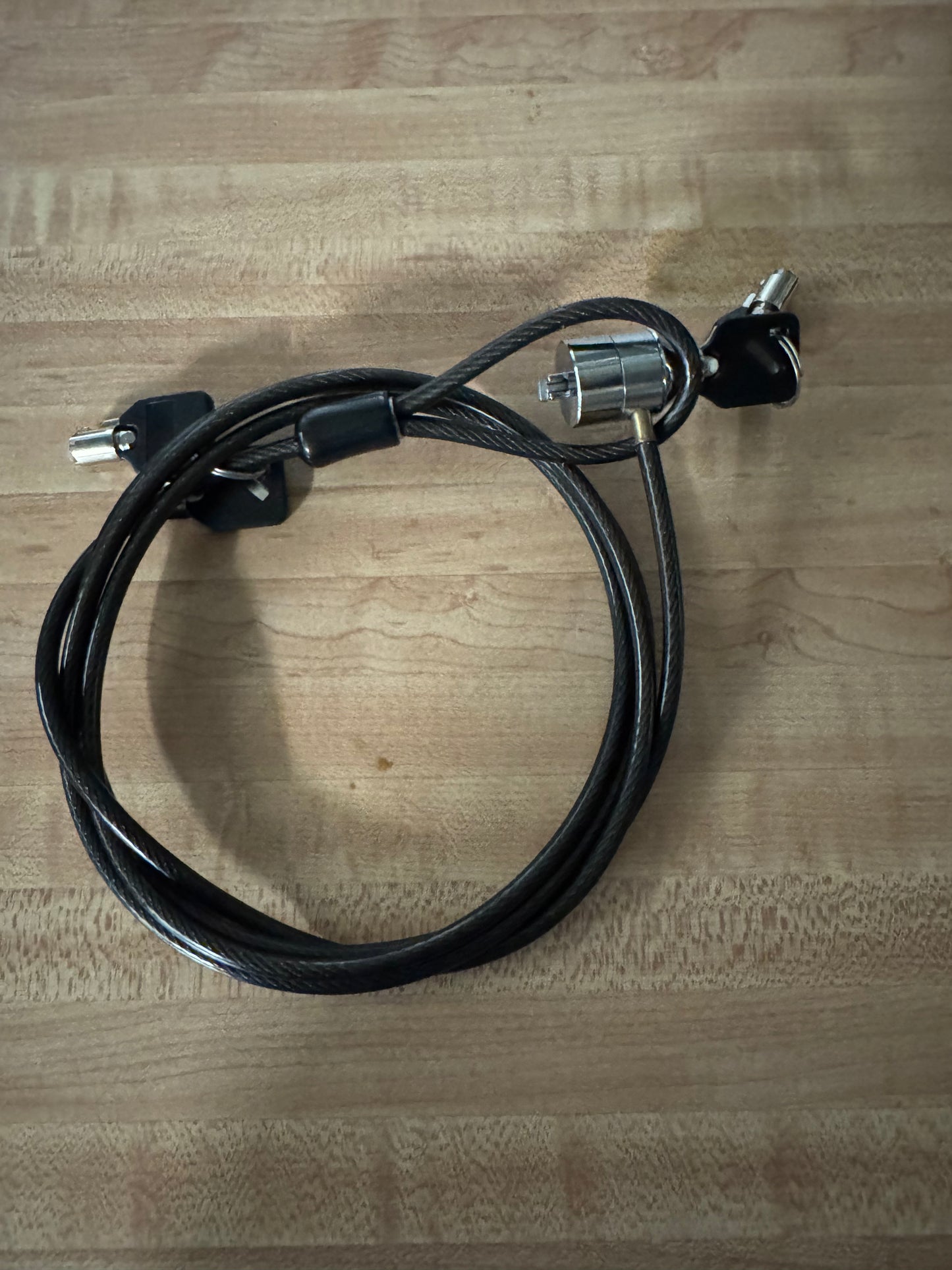 🔐 Universal Laptop Security Cable Lock with Keys