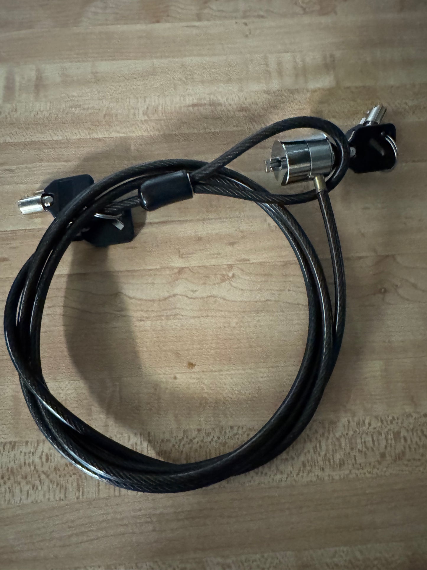 🔐 Universal Laptop Security Cable Lock with Keys